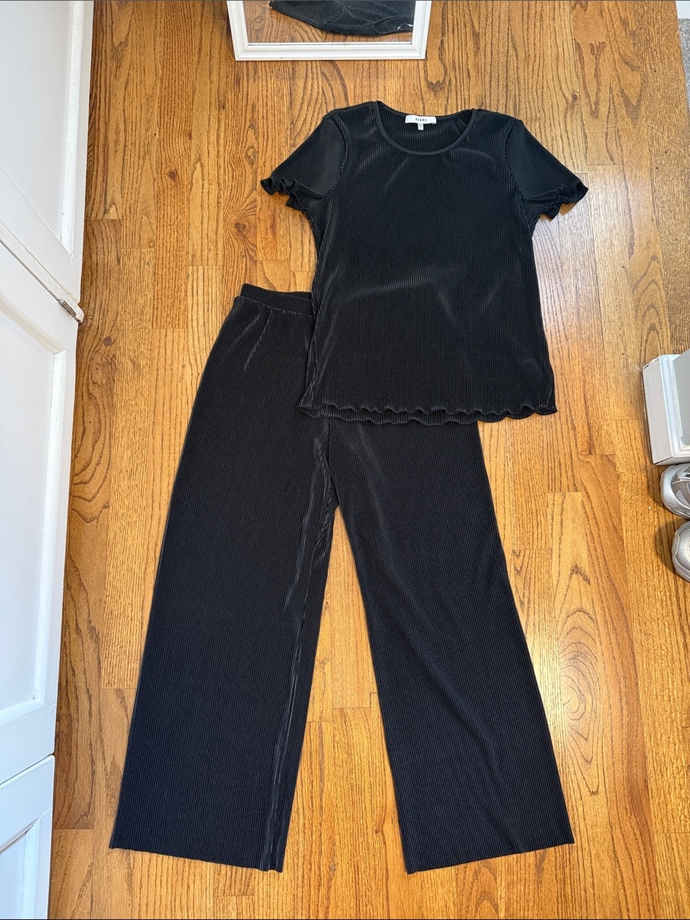 RO & DE Shiny Ribbed Set - Picture 1 of 12